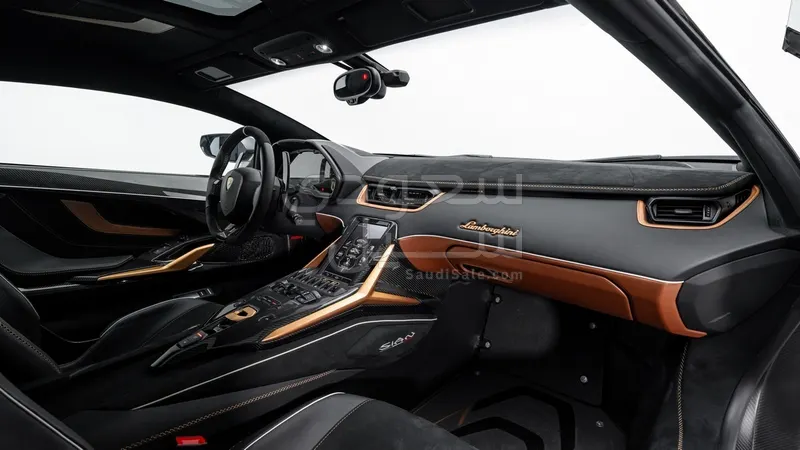 2021 لمبرجيني سيان FKP 37