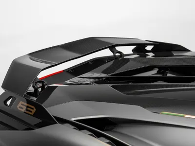 2021 لمبرجيني سيان FKP 37