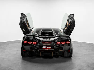 2021 لمبرجيني سيان FKP 37
