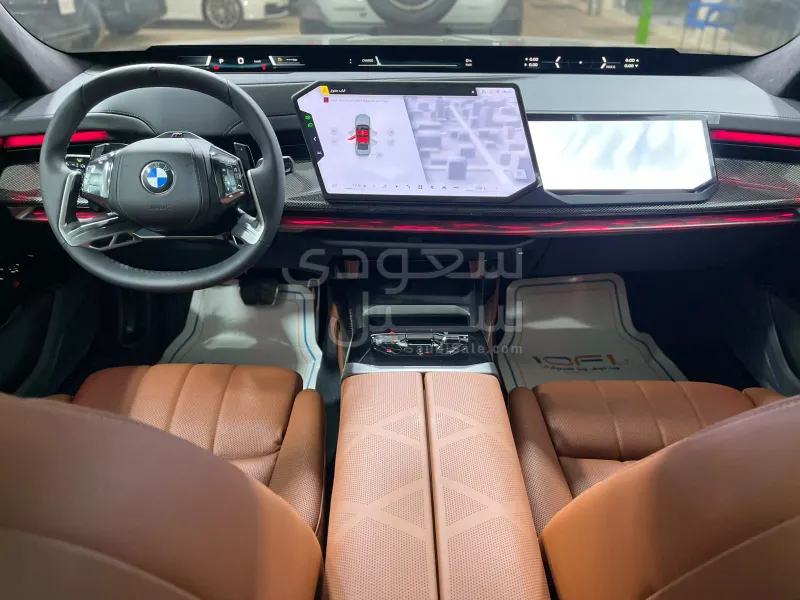 2027 بي ام دبليو الفئة السابعة 735أي