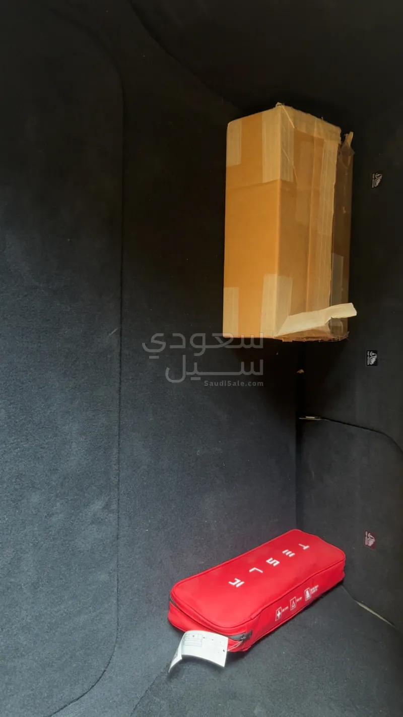 2020 تيسلا موديل اس