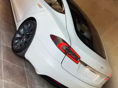 2020 تيسلا موديل اس