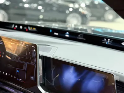 2027 بي ام دبليو الفئة السابعة 735أي