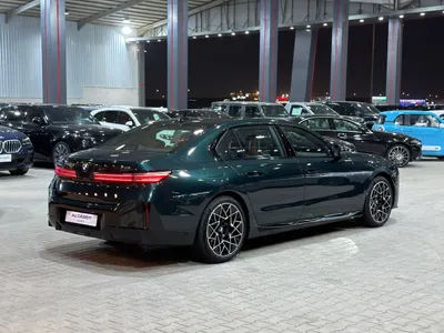 2027 بي ام دبليو الفئة السابعة 735أي