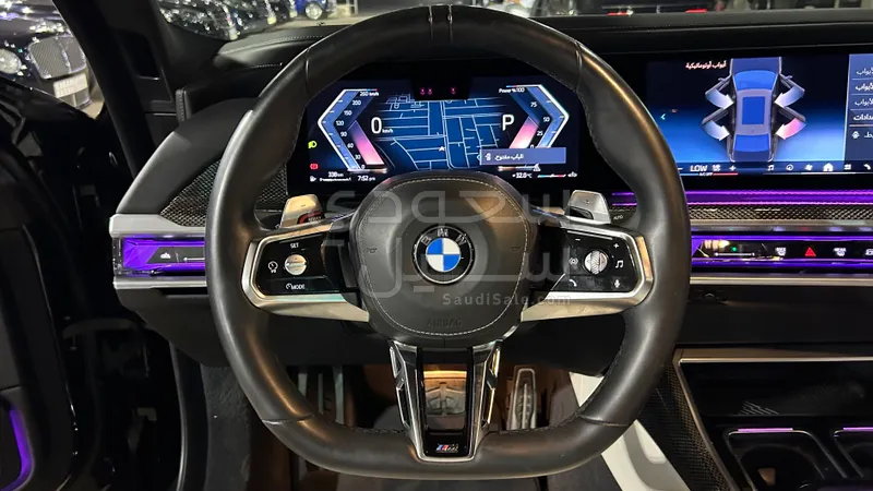2024 بي ام دبليو الفئة السابعة 735أي