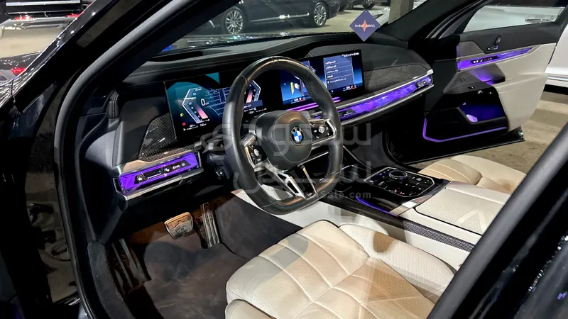 2024 بي ام دبليو الفئة السابعة 735أي