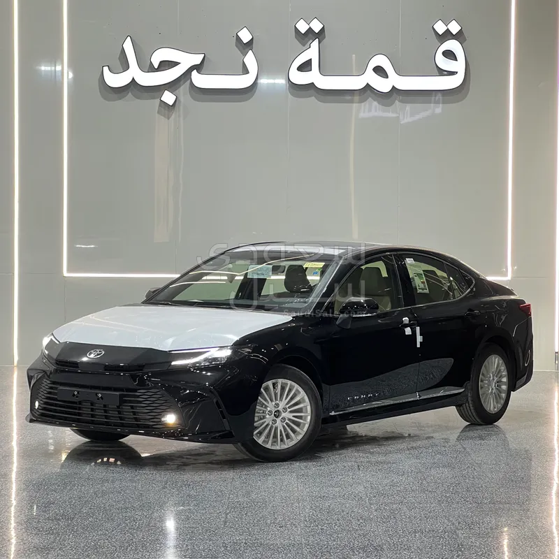 2026 تويوتا كامري ال اي