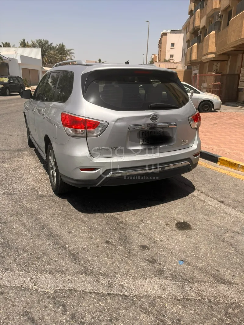 2013 نيسان باثفايندر