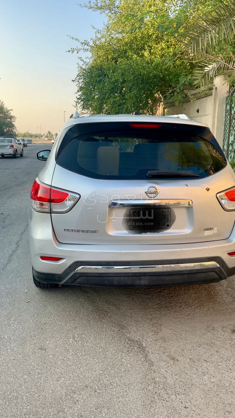 2013 نيسان باثفايندر