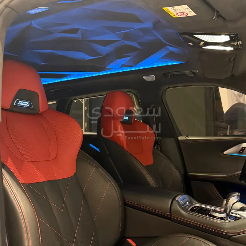 2025 بي ام دبليو اكس ام