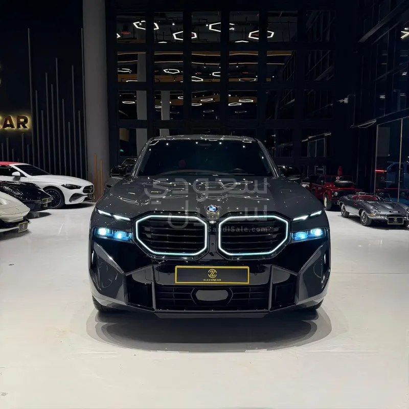 2025 بي ام دبليو اكس ام