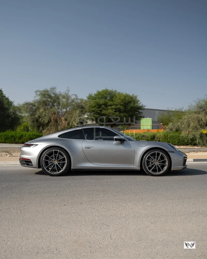 2024 بورش 911 كاريرا