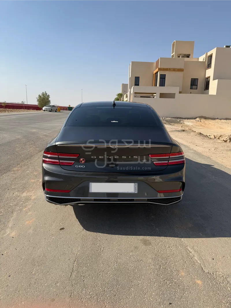 2026 جينيسيس جي 80