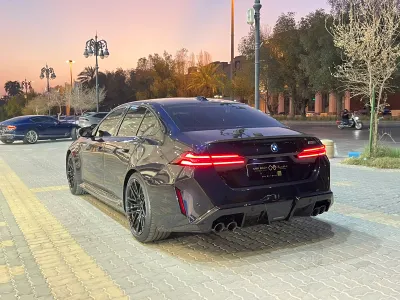 2026 بي ام دبليو الفئة ام إم 5