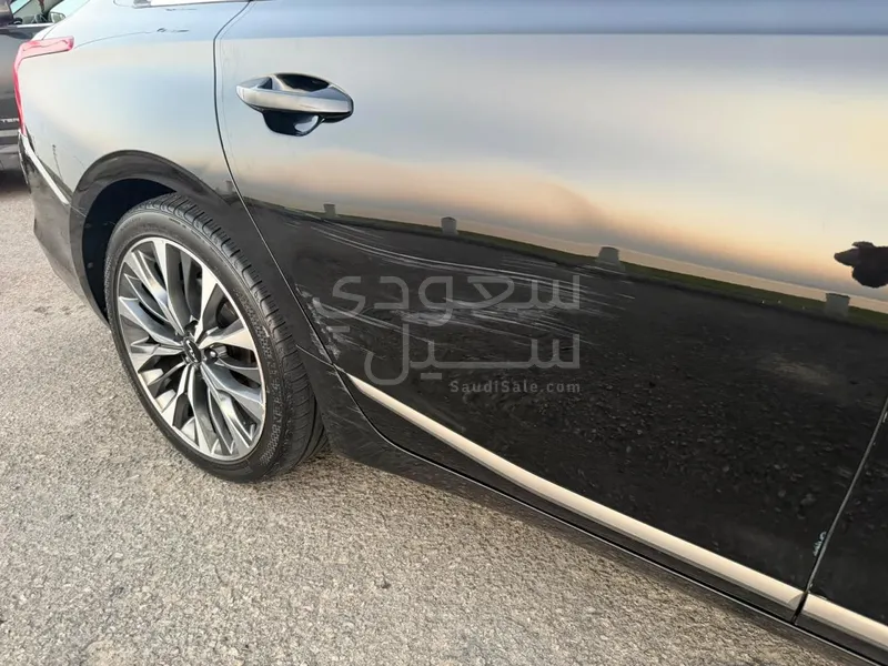 2022 كيا كاي8