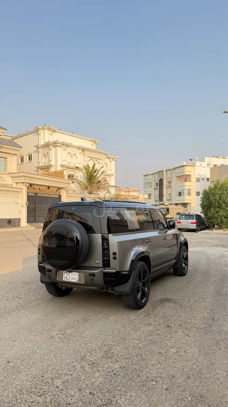2021 لاند روفر ديفيندر 110 اكس داينمك اتش اس اي