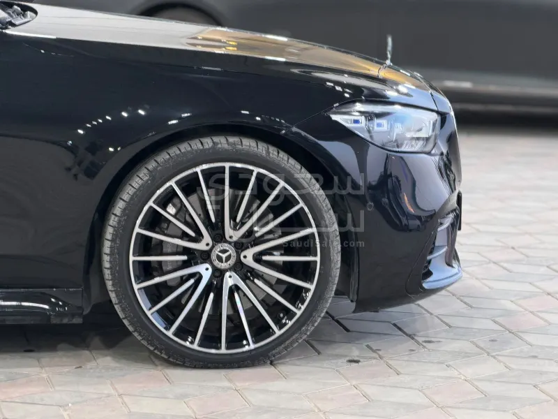 2022 مرسيدس - بنز إس 580