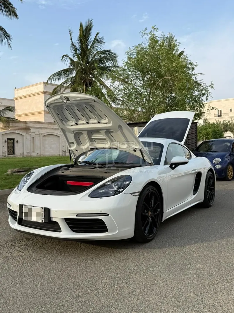 2024 بورش كايمان