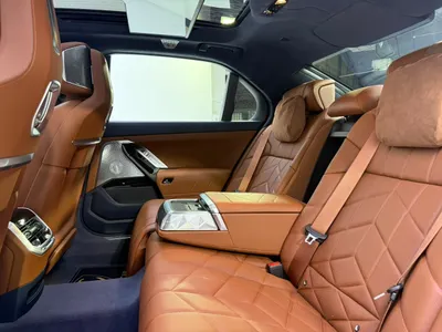 2025 بي ام دبليو الفئة السابعة 760أي