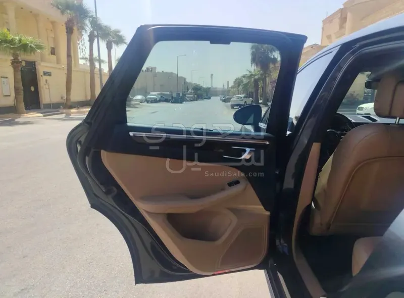 2020 بورش ماكان