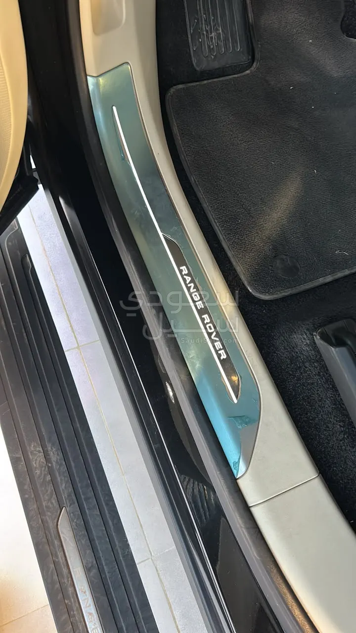 2023 Land Rover Range Rover HSE