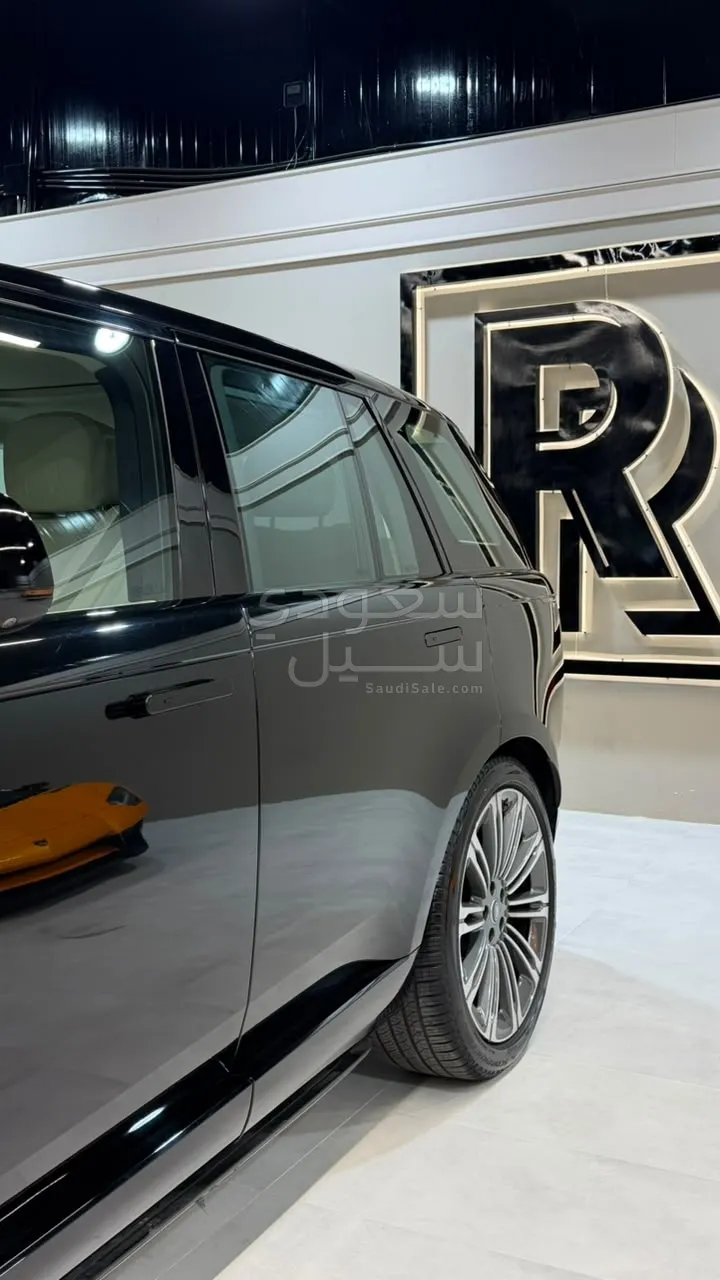 2023 Land Rover Range Rover HSE