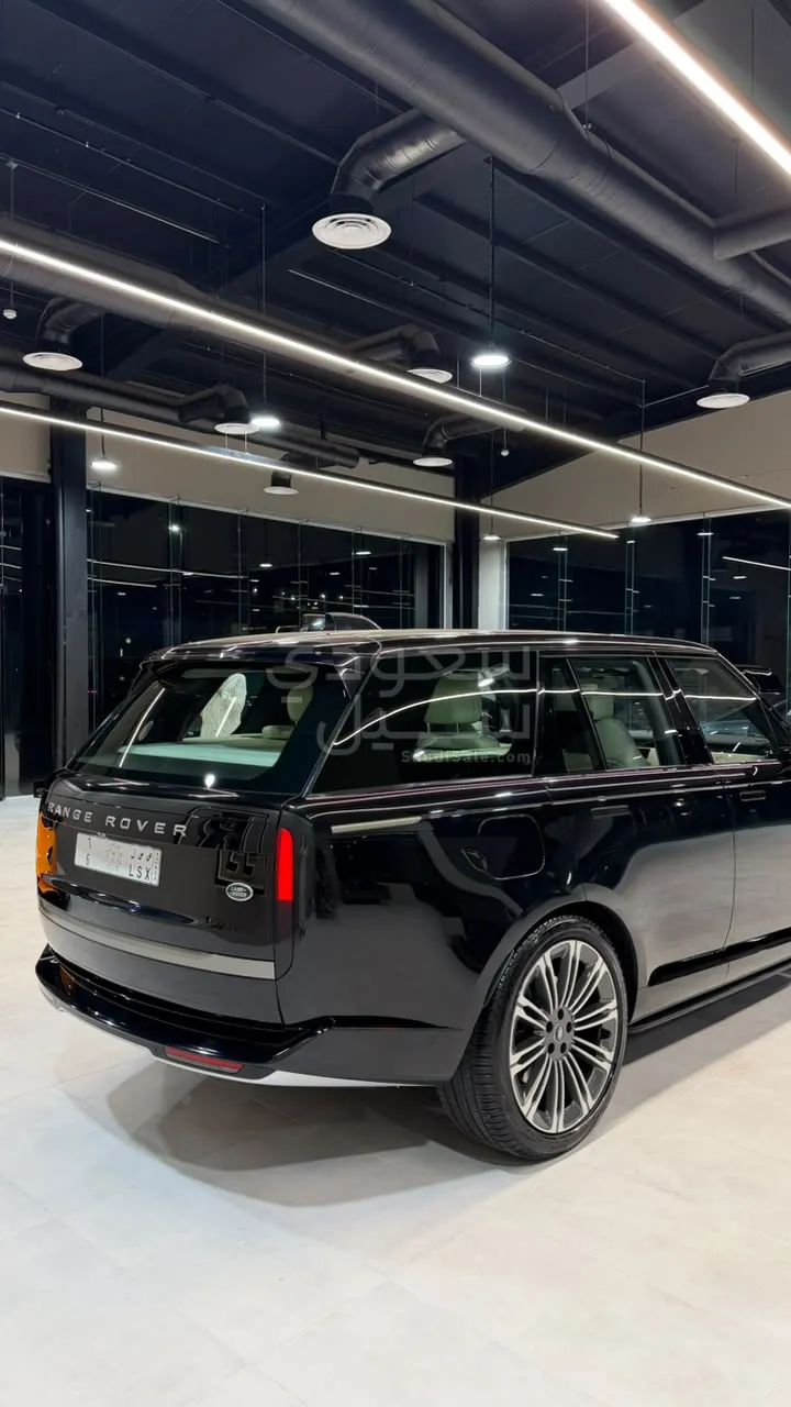 2023 Land Rover Range Rover HSE