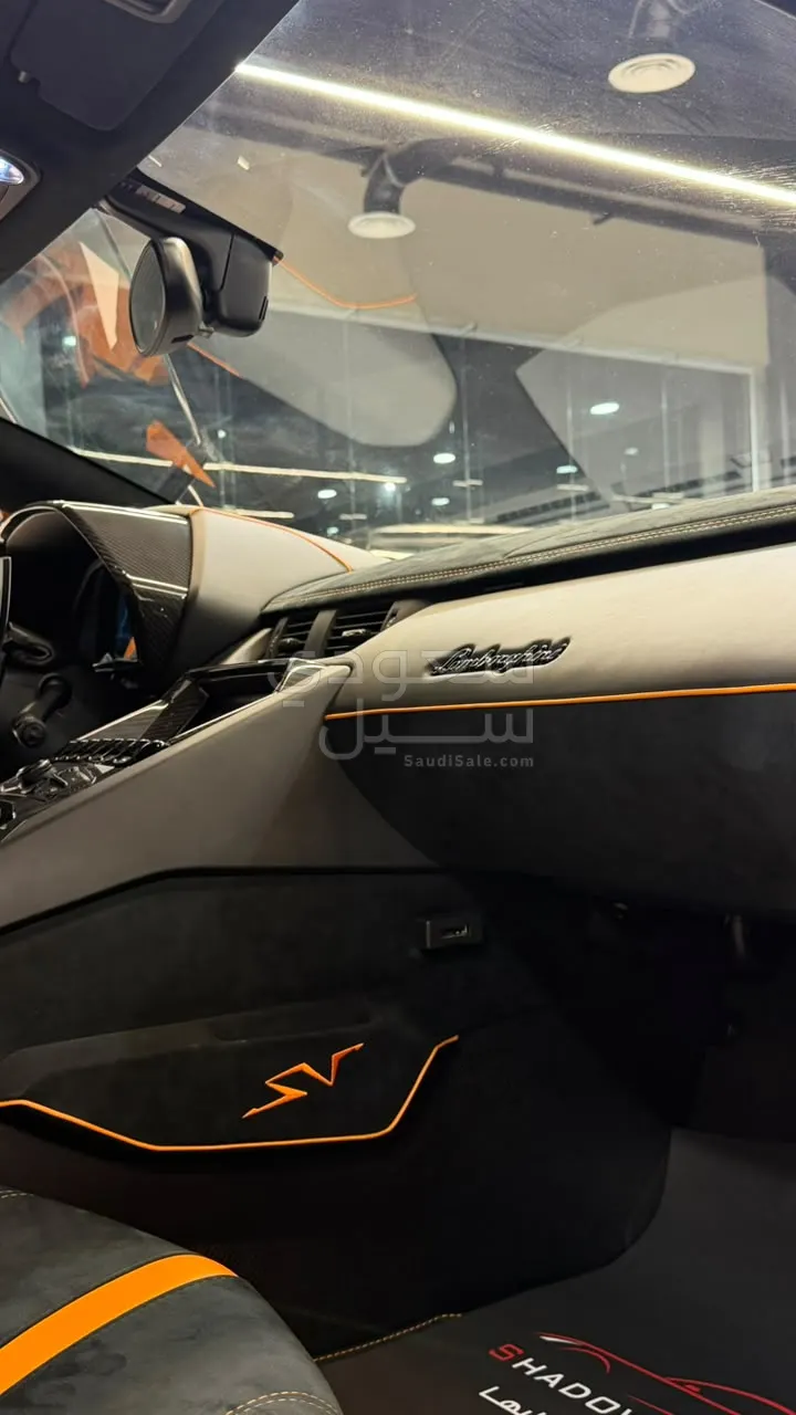 2017 Lamborghini Aventador SV Roadster