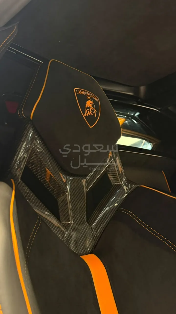 2017 Lamborghini Aventador SV Roadster