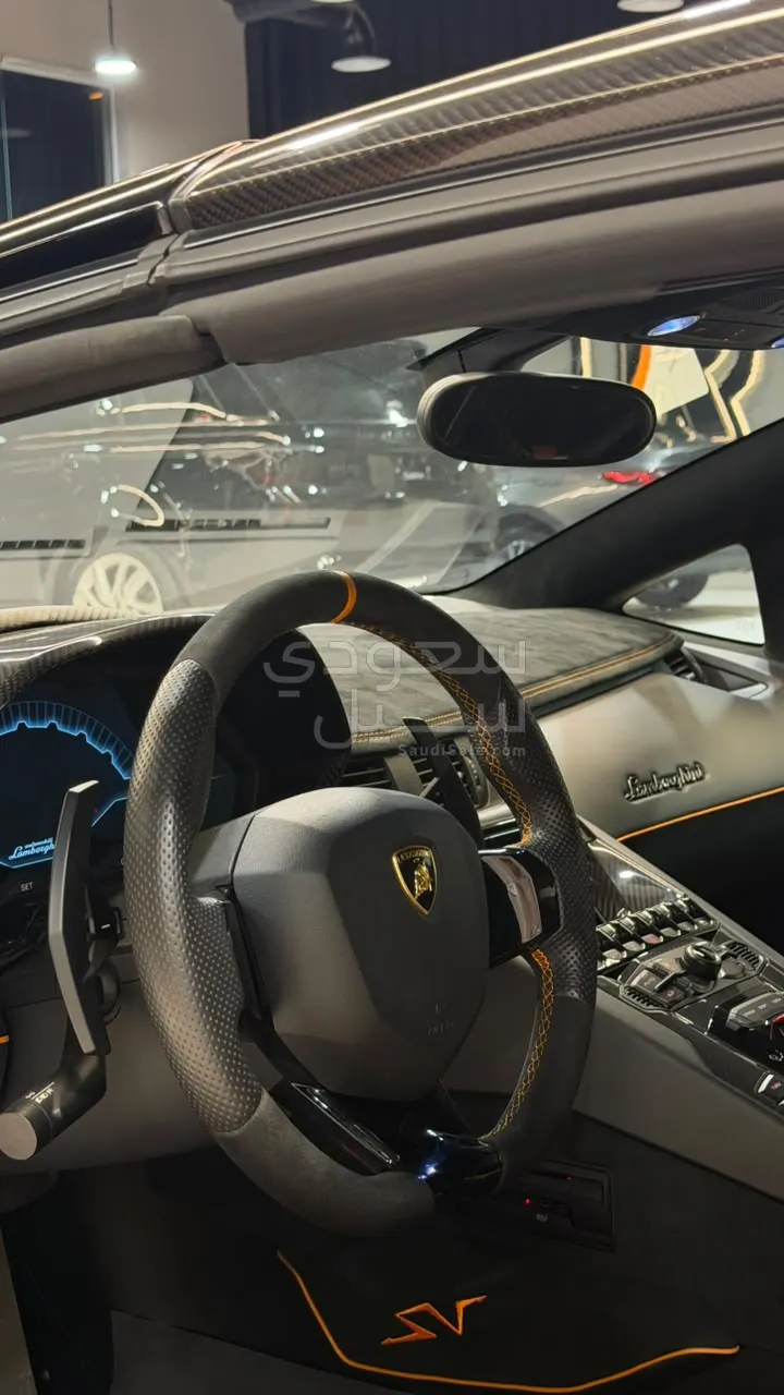 2017 Lamborghini Aventador SV Roadster