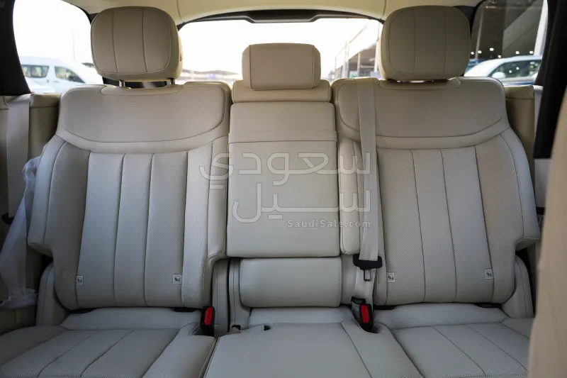 2027 Land Rover Range Rover HSE