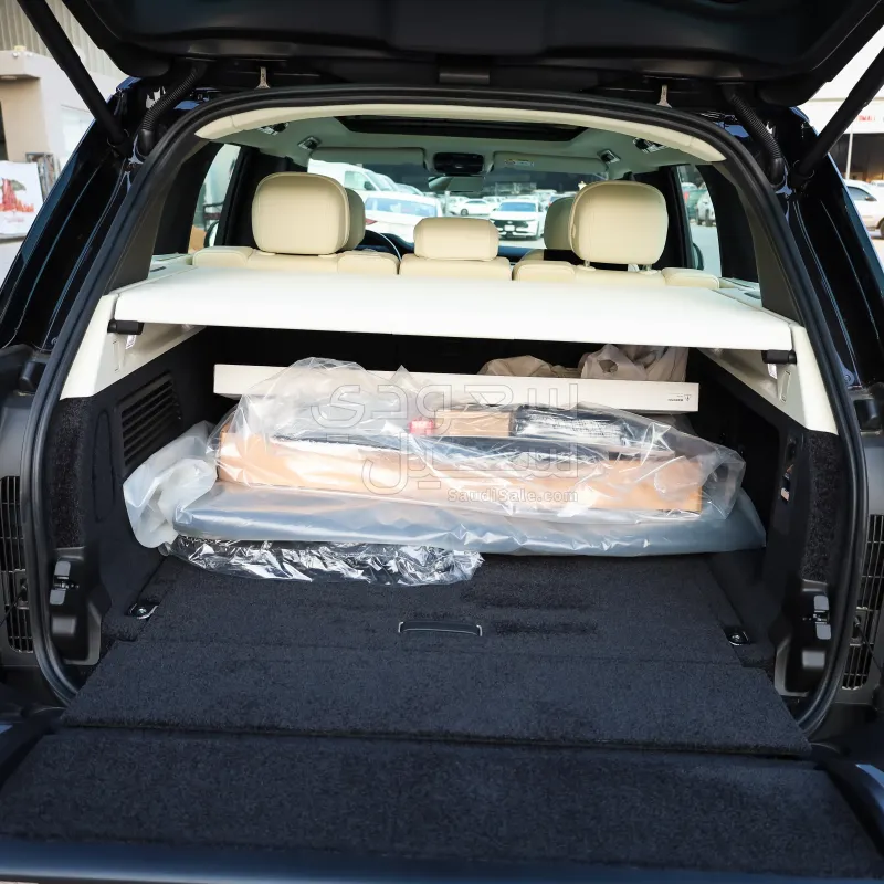 2027 Land Rover Range Rover HSE