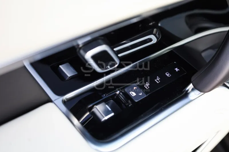 2027 Land Rover Range Rover HSE