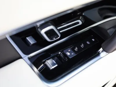 2027 Land Rover Range Rover HSE