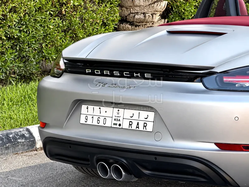 2022 بورش بوكستر