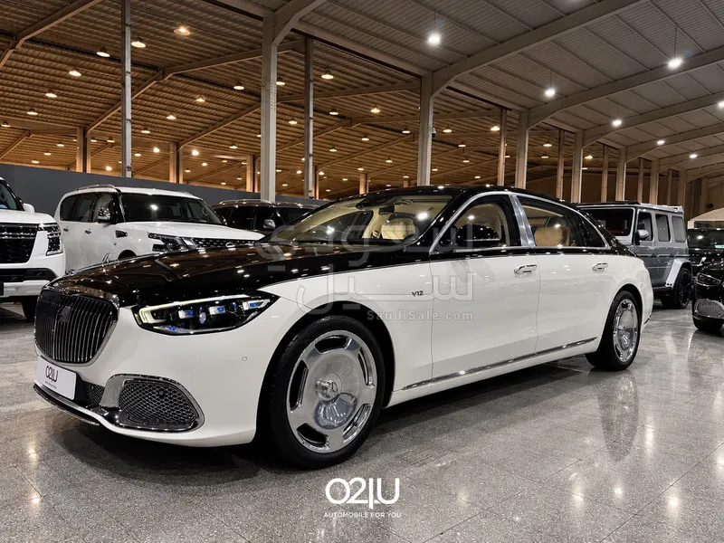 2022 مرسيدس - بنز إس 680 مايباخ
