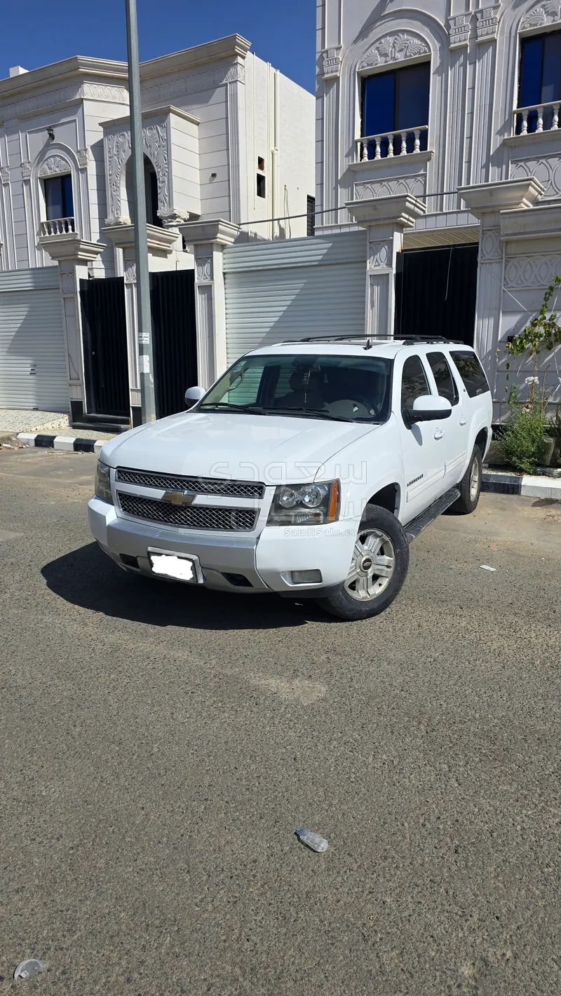 2011 Chevrolet Suburban premier