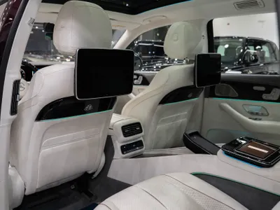 2022 مرسيدس - بنز جي إل إس 600 مايباخ