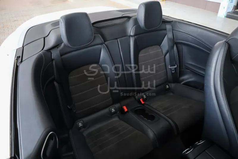 2023 مرسيدس - بنز سي 200 أي إم جي كوبيه