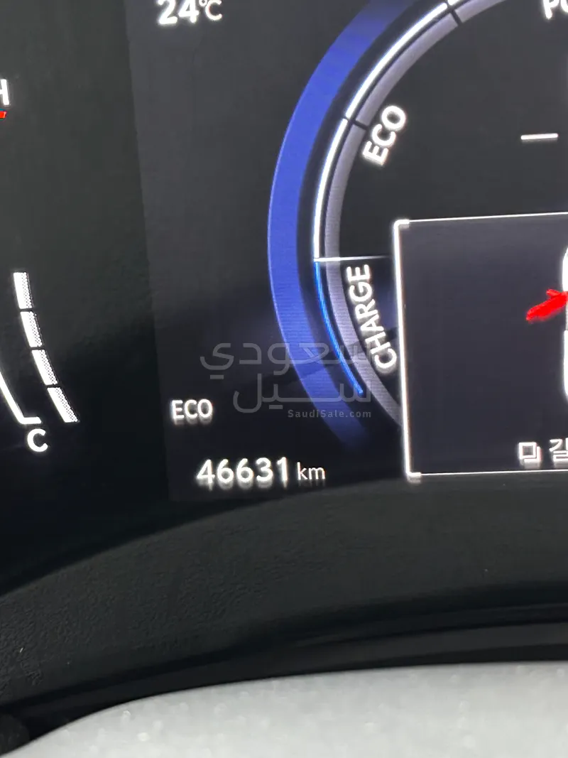2023 لكزس إن إكس 350