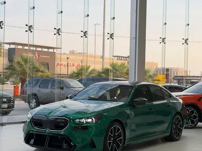 2025 بي ام دبليو الفئة ام إم 5