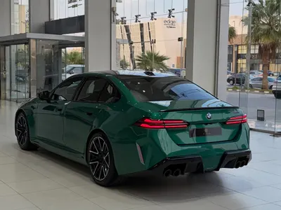 2025 بي ام دبليو الفئة ام إم 5
