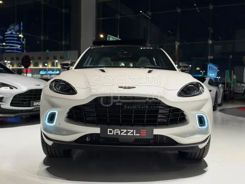2021 استون مارتن دي بي اكس