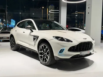 2021 استون مارتن دي بي اكس