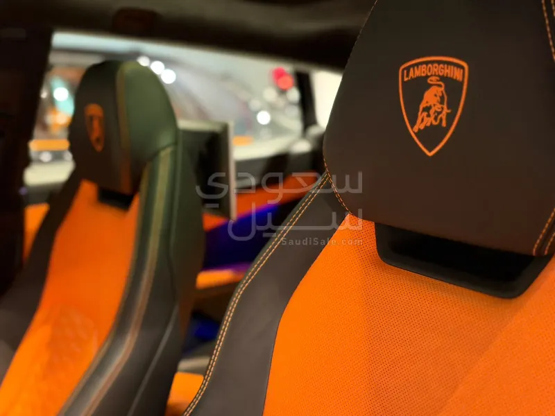 2021 لمبرجيني اوروس