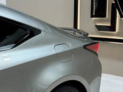 2023 لكزس أر سي 350