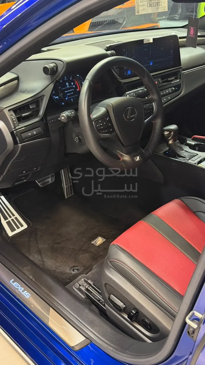 2025 لكزس إي إس اف