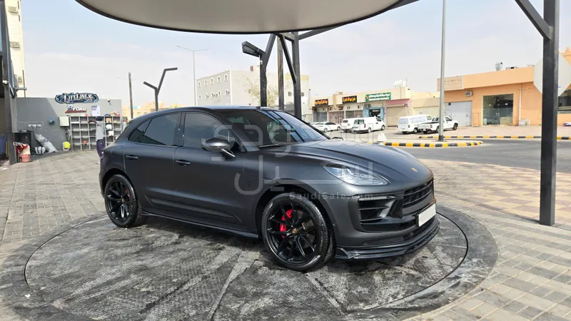 2022 بورش ماكان اس