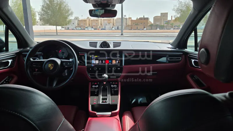 2022 بورش ماكان اس