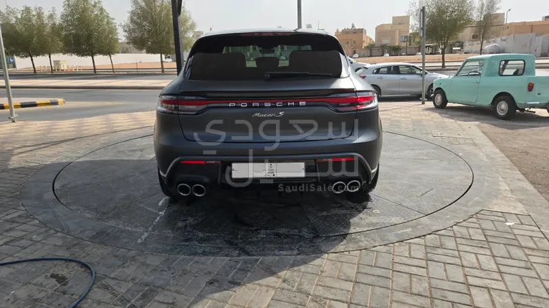 2022 بورش ماكان اس